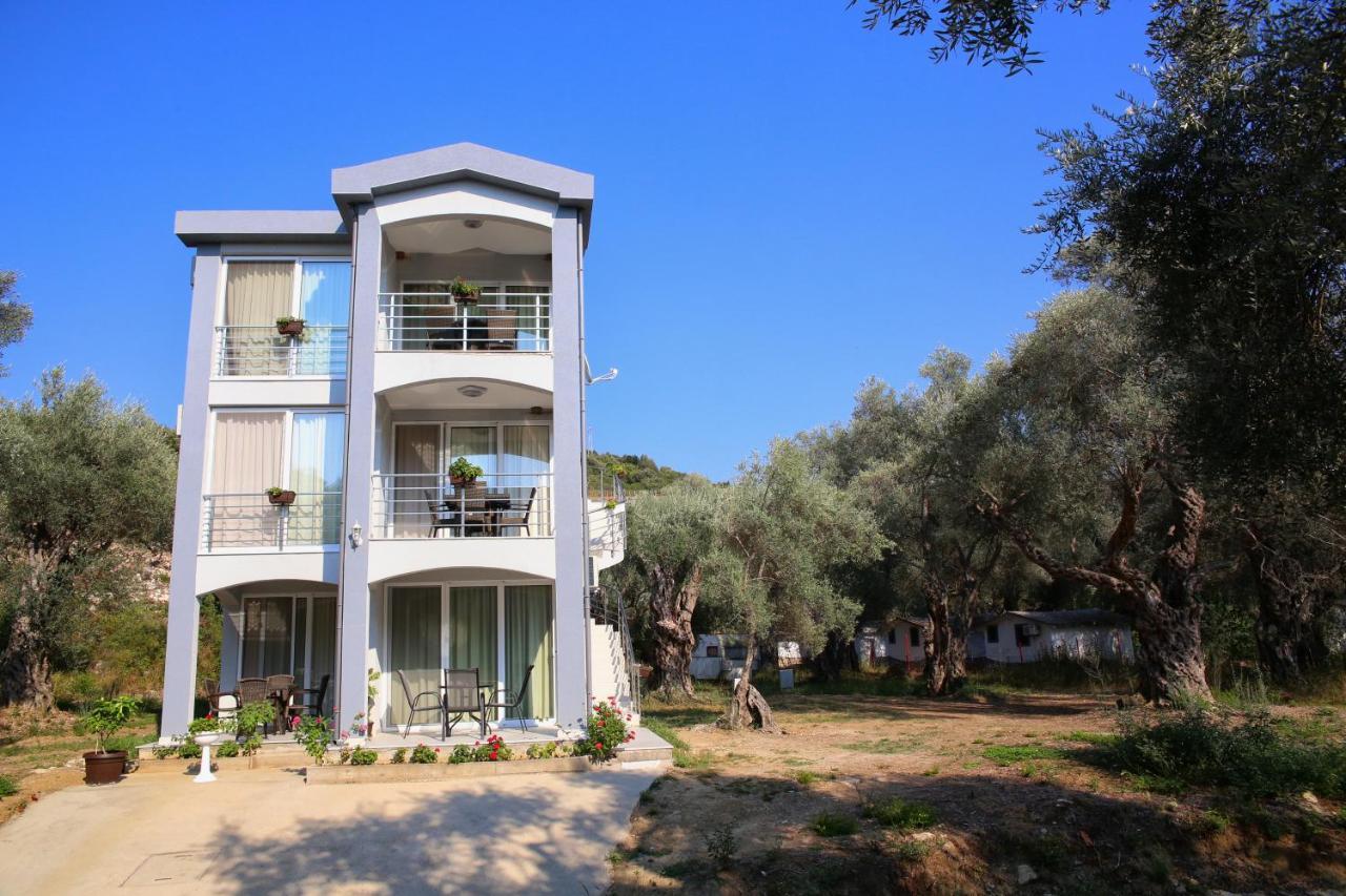 Nana Dea 2 Apartment Утеха Екстериор снимка